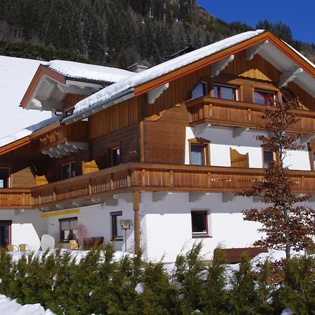 Haus Toriten Alojamento de Acomodação e Pequeno-almoço 3*