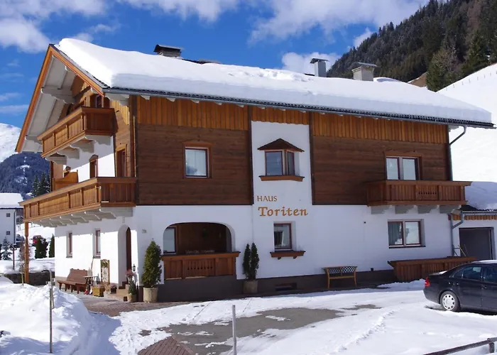 Haus Toriten فندق مبيت وإفطار 3*
